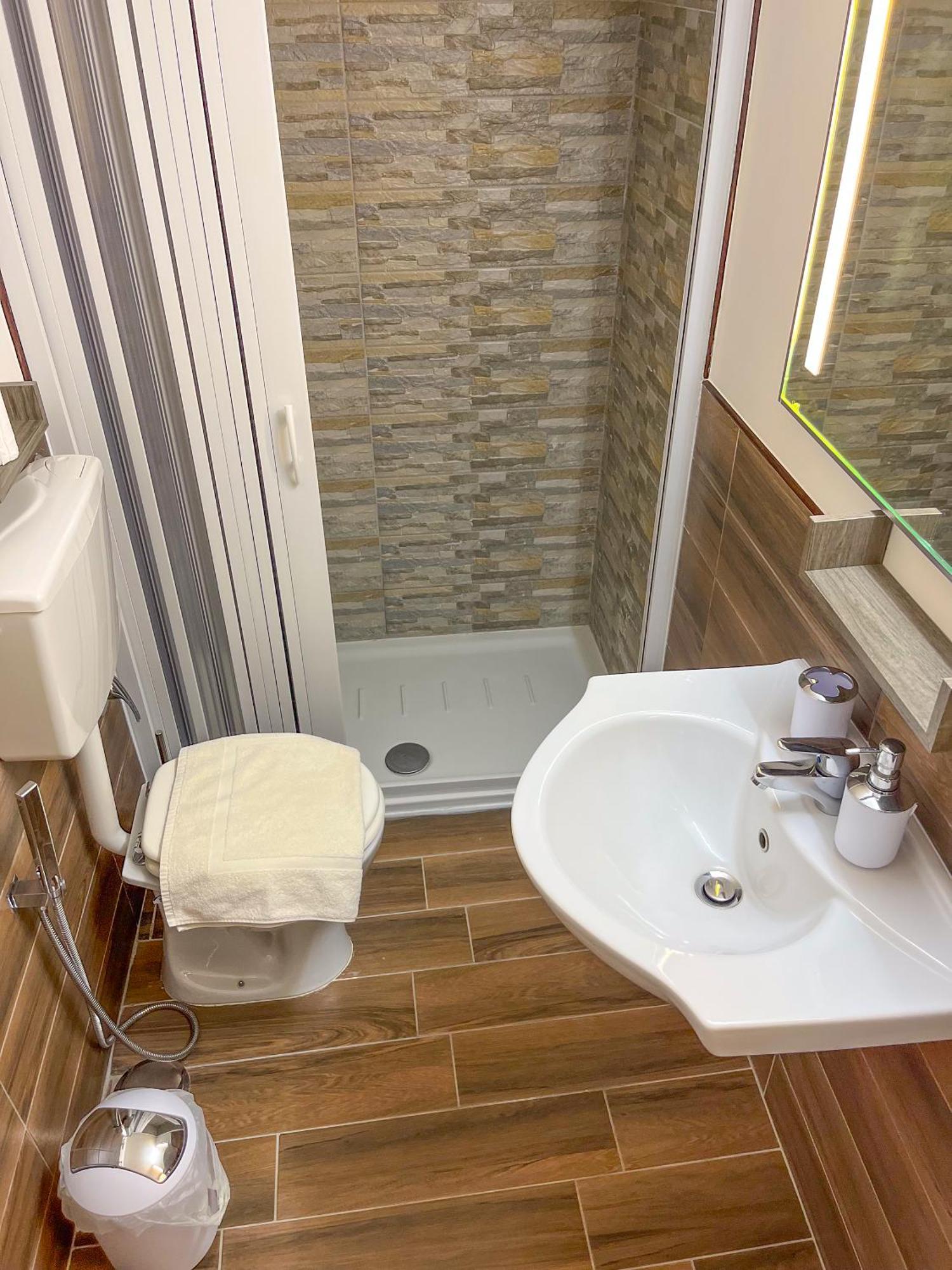 Beb Boreale Hotel Наполи Екстериор снимка
