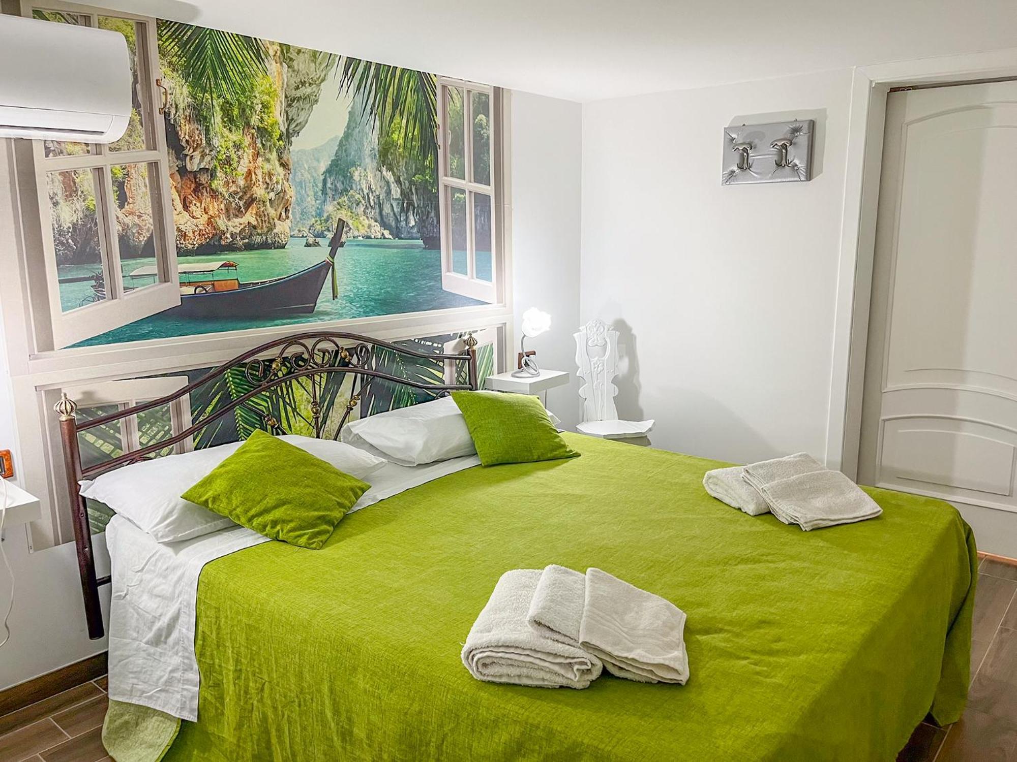 Beb Boreale Hotel Наполи Екстериор снимка