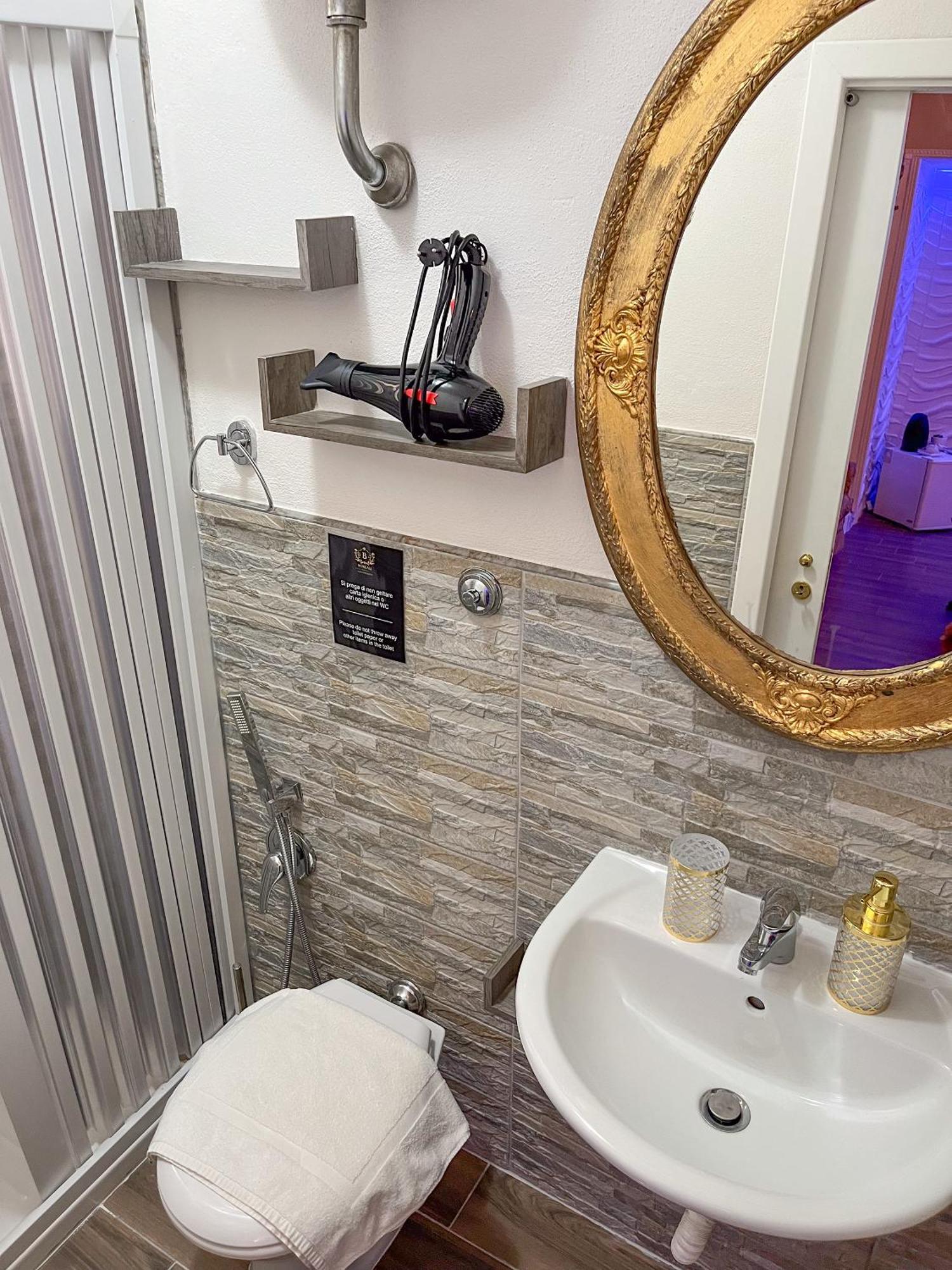 Beb Boreale Hotel Наполи Екстериор снимка
