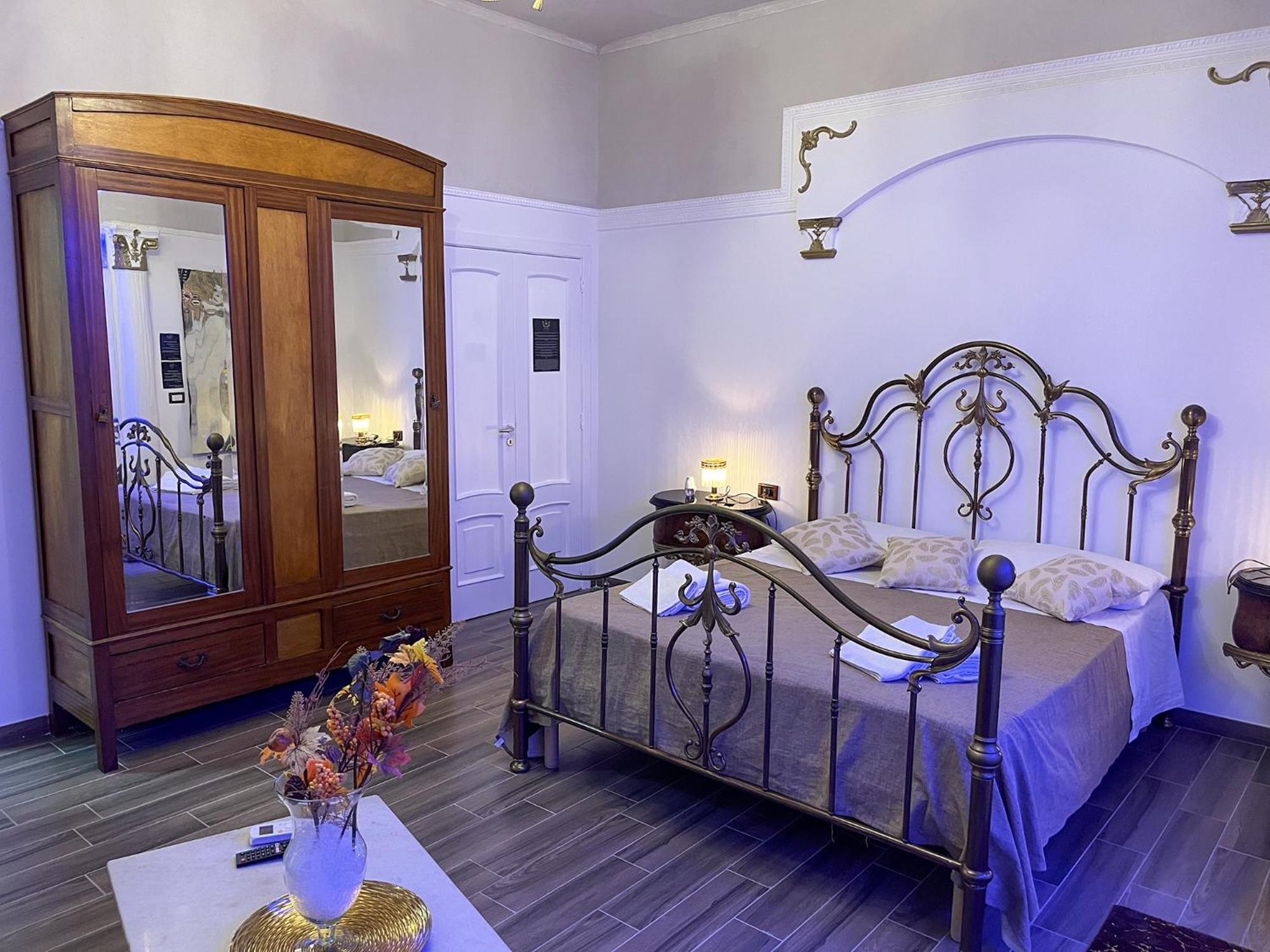 Beb Boreale Hotel Наполи Екстериор снимка