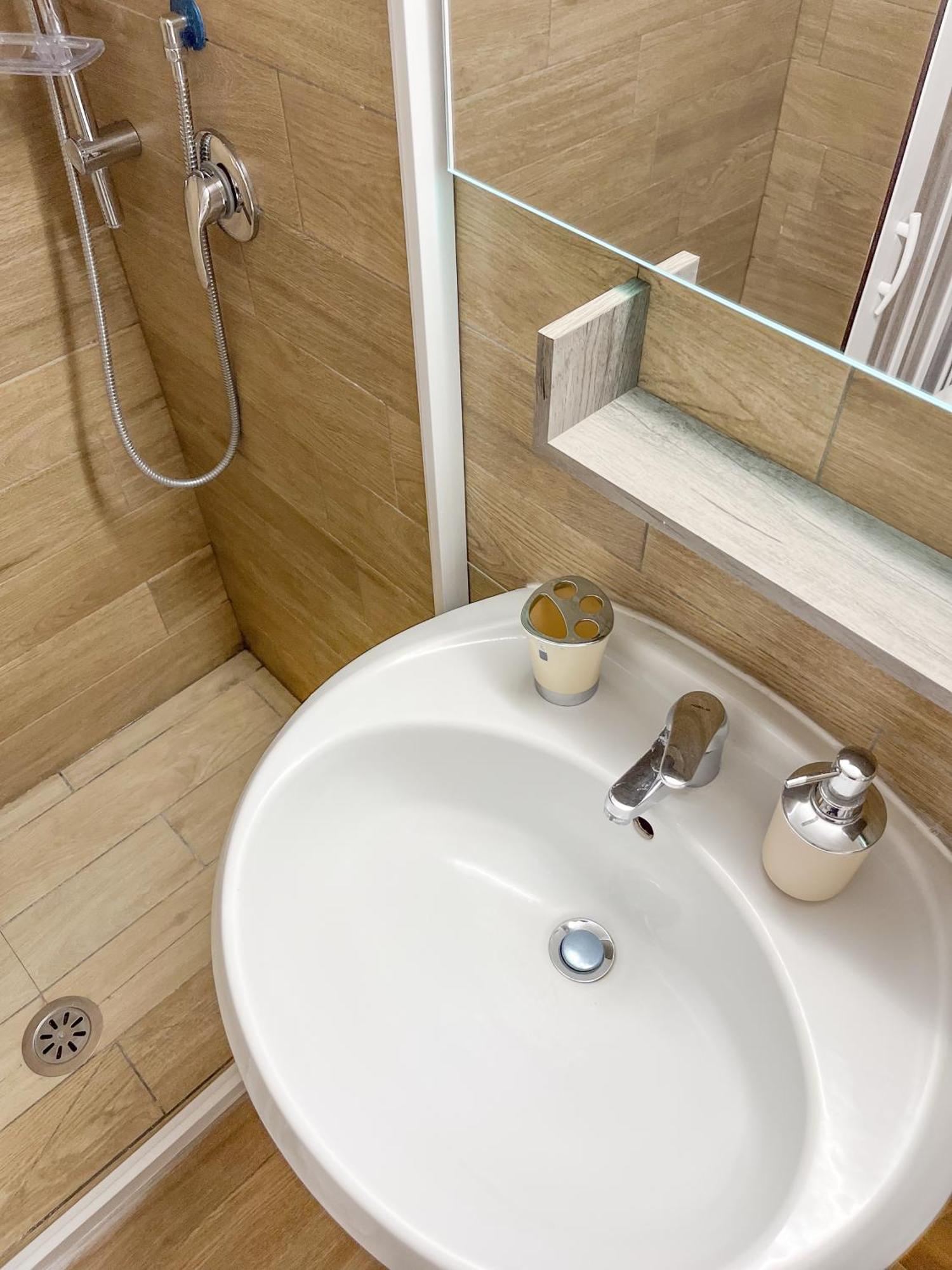Beb Boreale Hotel Наполи Екстериор снимка