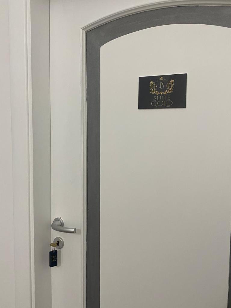 Beb Boreale Hotel Наполи Екстериор снимка