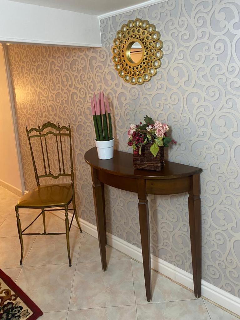 Beb Boreale Hotel Наполи Екстериор снимка