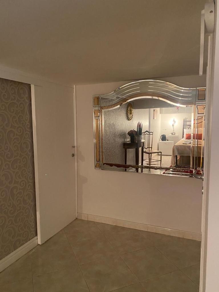 Beb Boreale Hotel Наполи Екстериор снимка