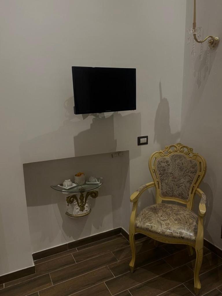 Beb Boreale Hotel Наполи Екстериор снимка